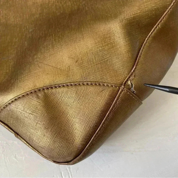 Tory Burch Robinson Gold Metallic Saffiano Mirror Tote Purse - Picture 6 of 15